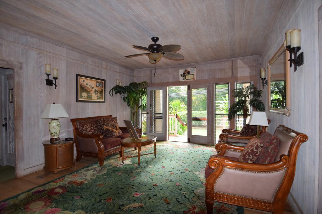 Poipu Bed And Breakfast Inn Koloa Esterno foto