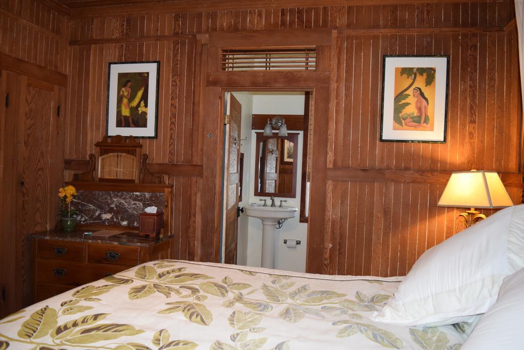 Poipu Bed And Breakfast Inn Koloa Esterno foto